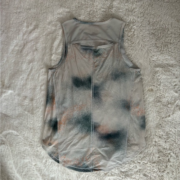 Lululemon - Sculpt Mesh Tank Top in Spray Camo Silvery Blue Multi - Picture 9 of 13